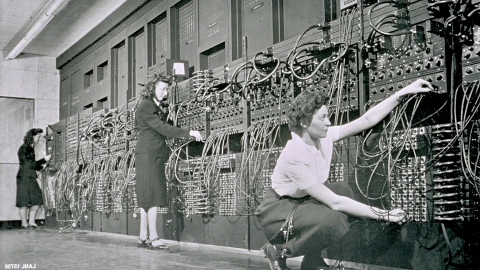 ENIAC 计算机及其操作人员